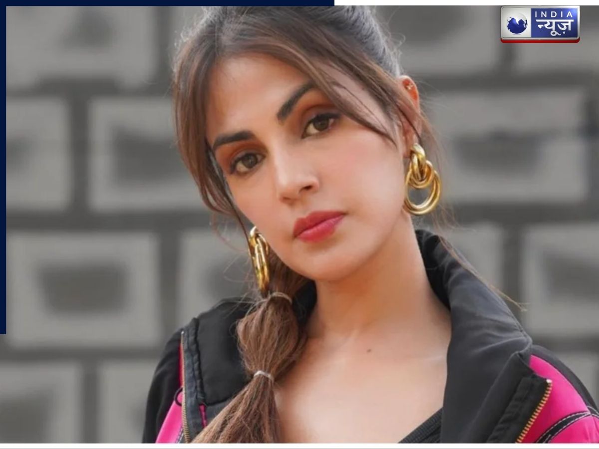 Rhea Chakraborty Controversy - Photo Gallery
