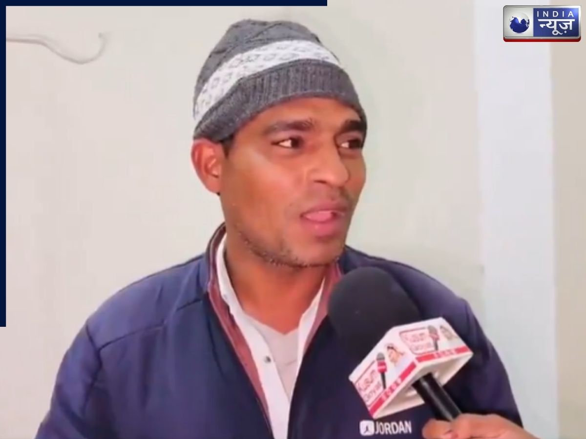 पिता अपनी ही 10 बेटियों के नाम भूल गए! बेटे की चाह में हुई 11वीं डिलीवरी, सोशल मीडिया पर मचा बवाल, जानें क्या है बच्चों के नाम?