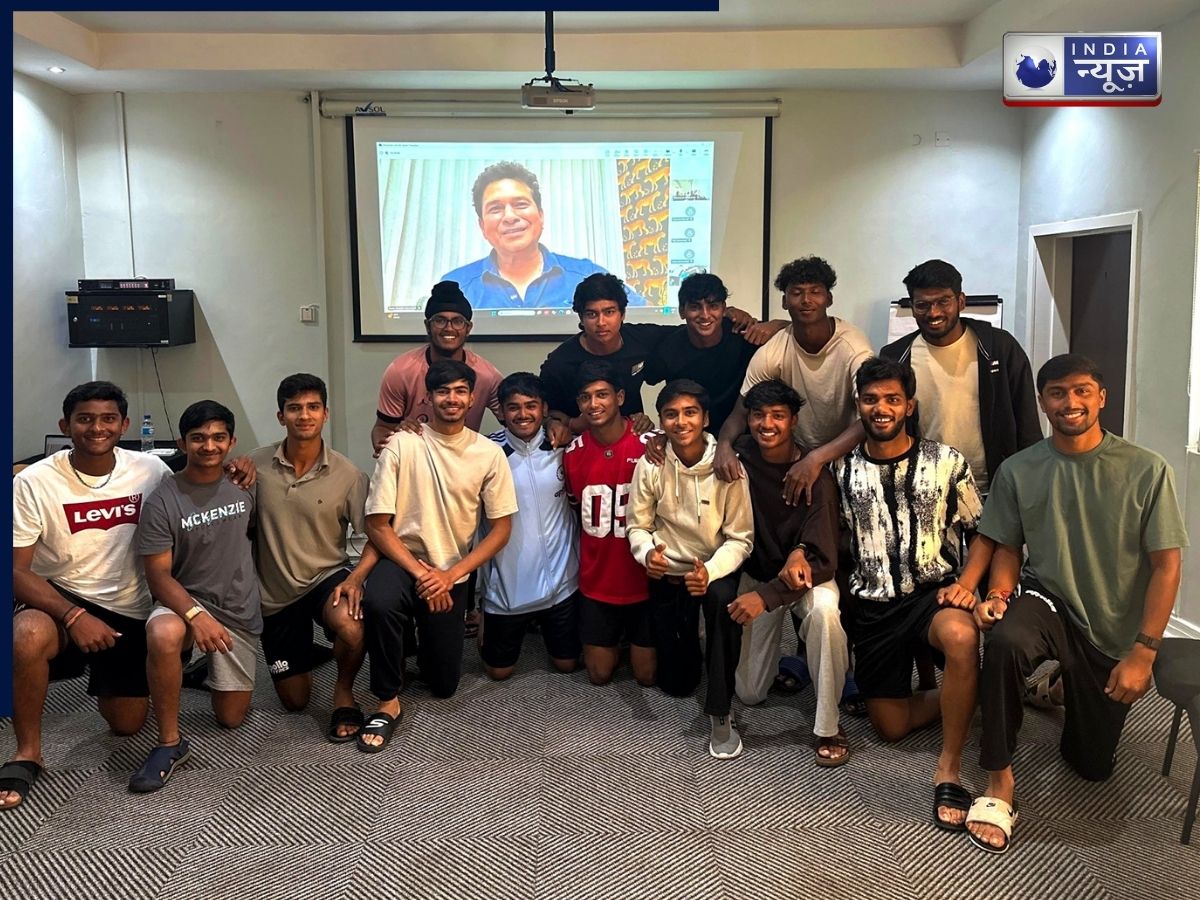 IND vs PAK: पाकिस्तान के खिलाफ ‘जंग’ से पहले टीम इंडिया को मिला ‘सचिन-मंत्र’, तेंदुलकर से बात कर खिलाड़ियों को जोश हाई