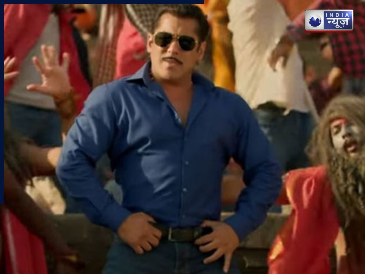 Salman Khan's 'Belt Step' - Photo Gallery