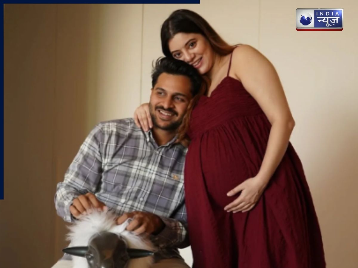 स्कूल रोमांस से लेकर शादी की शहनाई तक… बिजनेसमैन की बेटी के प्यार में कैसे पड़े शार्दुल ठाकुर, पढ़ें लव स्टोरी - Gallery Image