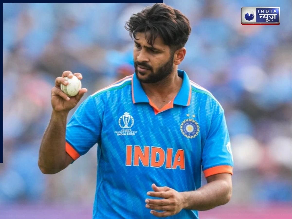 स्कूल रोमांस से लेकर शादी की शहनाई तक… बिजनेसमैन की बेटी के प्यार में कैसे पड़े शार्दुल ठाकुर, पढ़ें लव स्टोरी - Gallery Image