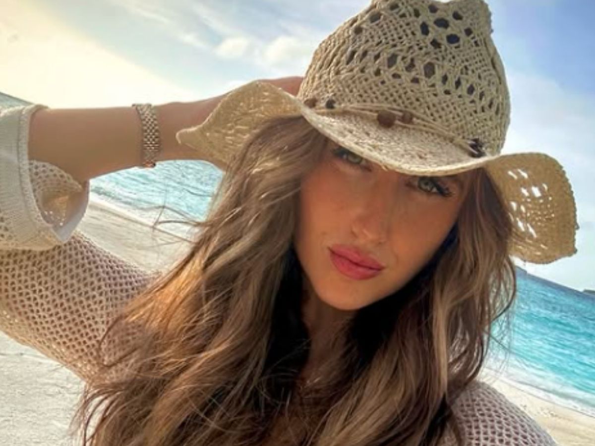 Who is Sophie Shine - Photo Gallery