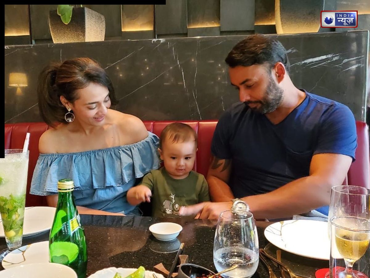 stuart binny and mayanti langer - Photo Gallery