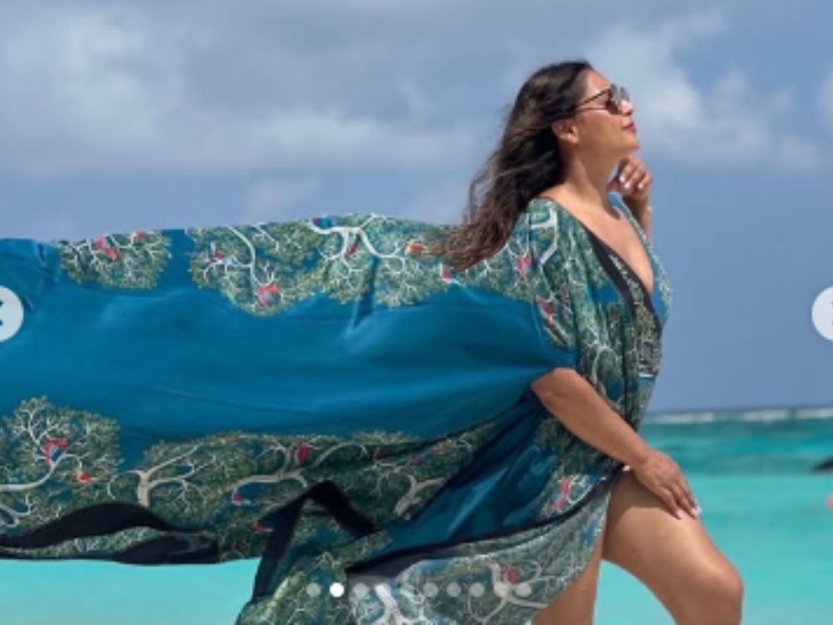 Teal Elegance - Photo Gallery