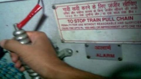 Train Snatching - Photo Gallery