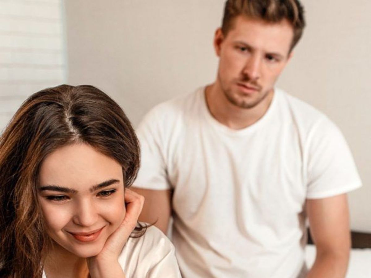 Sign 3 Broken trust - Photo Gallery