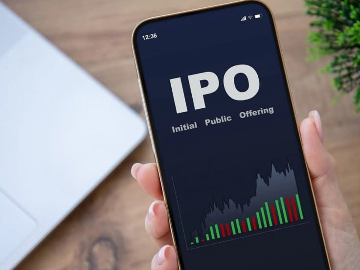 IPO - Photo Gallery