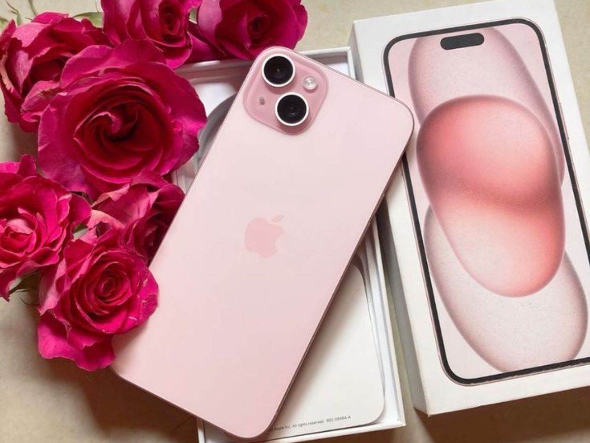 Apple iPhone 15: - Photo Gallery