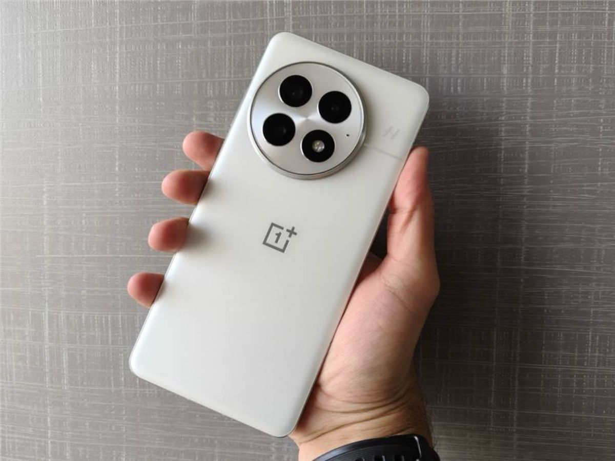 Battery Capacity & Charging - Photo Gallery