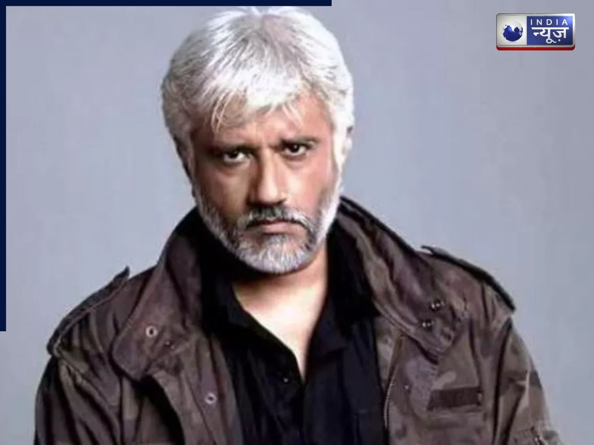 Vikram Bhatt’s Love Life: मिस यूनिवर्स के लिए तोड़ा अपना घर, अमीषा को बताया ‘गलती’; 17 साल छोटी है दूसरी पत्नी! जानें कितनी संपत्ति के मालिक हैं विक्रम भट्ट