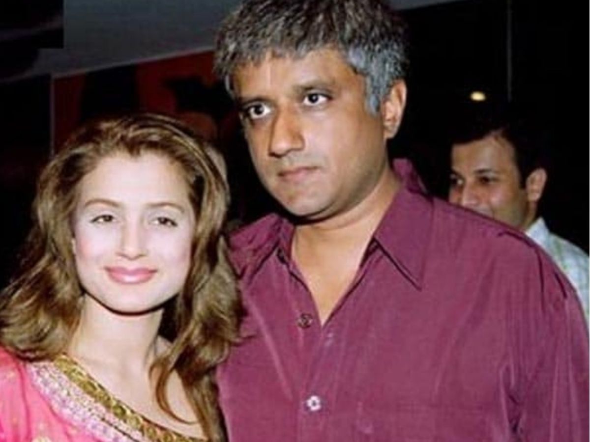vikram bhatt with amisha patel - Photo Gallery