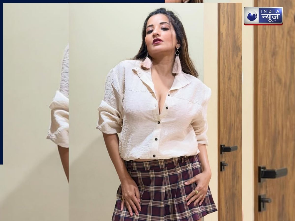 White Shirt with Short Skirt - Photo Gallery