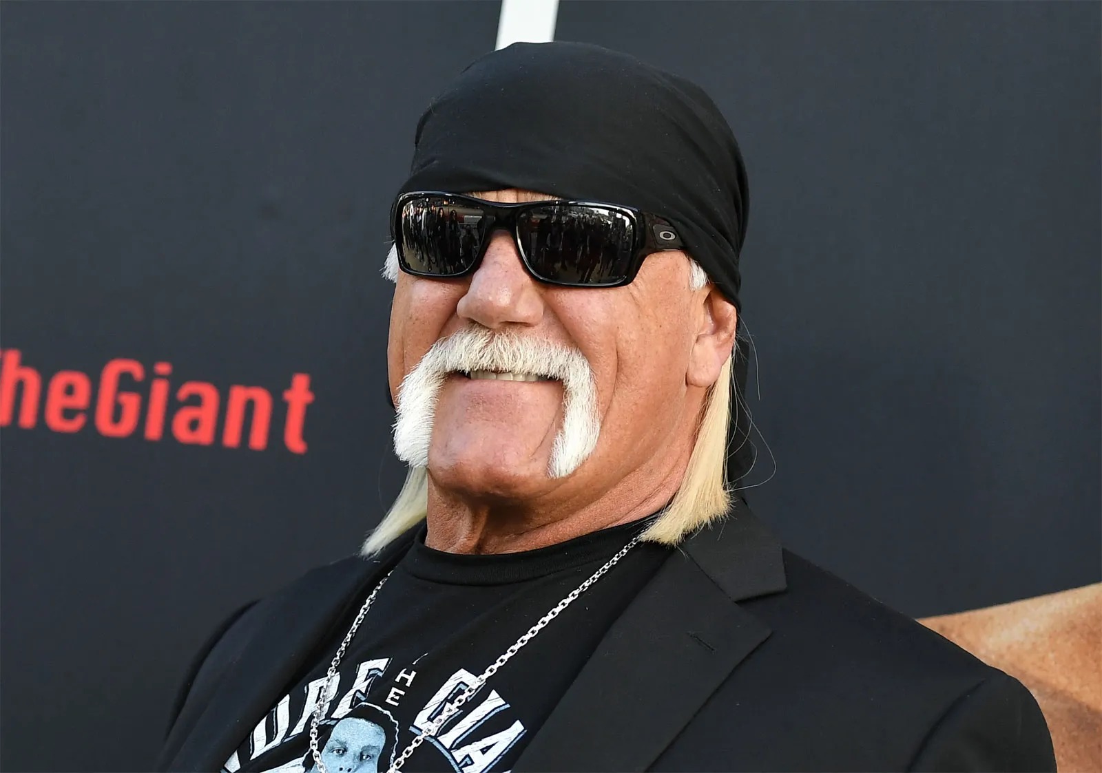 WWE रिंग से हॉलीवुड का सफर… 5 रेसलर जिन्होंने फिल्मों में आजमाया हाथ, 1 की नेटवर्थ 7000 करोड़ से अधिक - Gallery Image