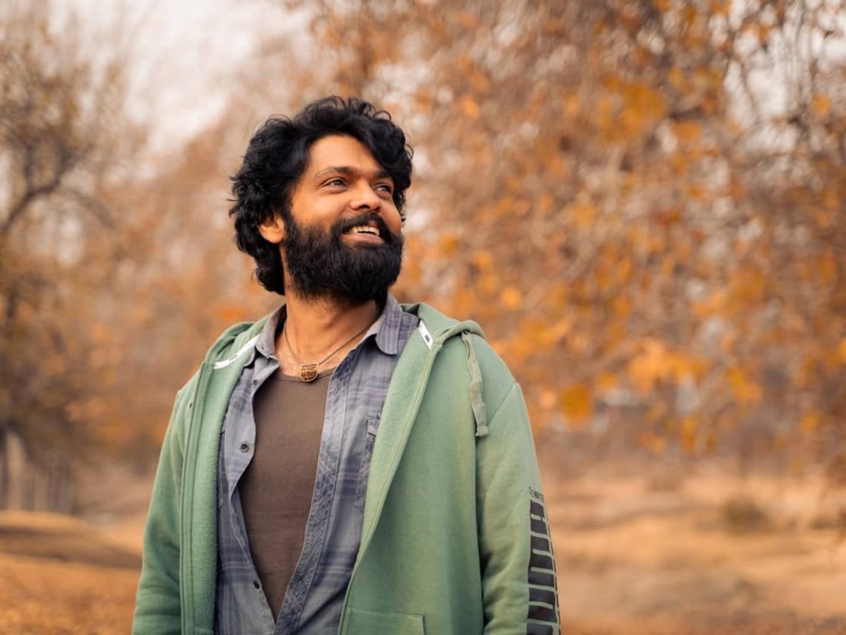 Rashmika Mandanna Love Story - Photo Gallery