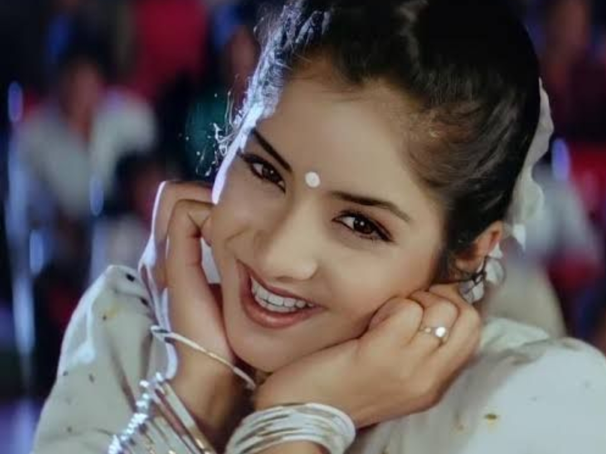 divya bharti cousin kainaat arora - Photo Gallery