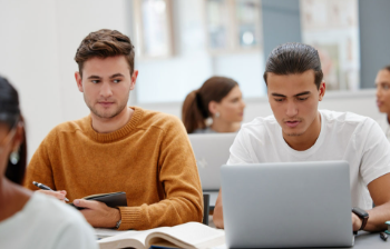 Student camouflages himself - Photo Gallery