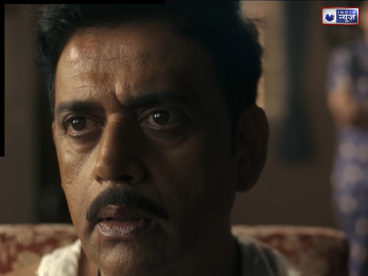 The pairing of Ravi Kishan and Madhuri Dixit created a stir. - Photo Gallery