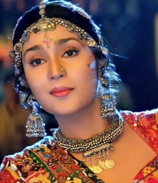 Sanjay Dutt-Tina Munim love story - Photo Gallery