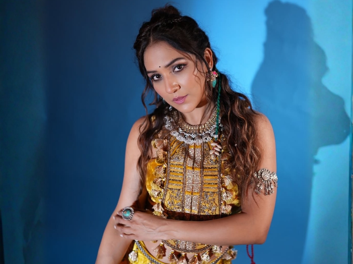 Neeti Mohan Life Journey - Photo Gallery