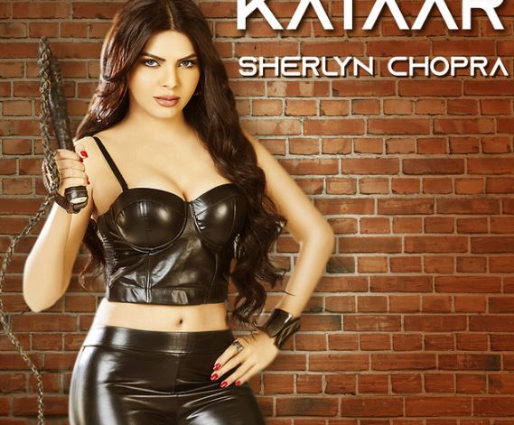 Leather and royal look - Photo Gallery