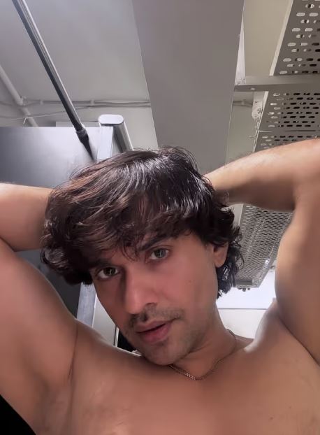 Her elder sister is actress Leslie Tripathi - Photo Gallery