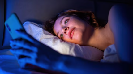 Staying up late at night affects sleep - Photo Gallery