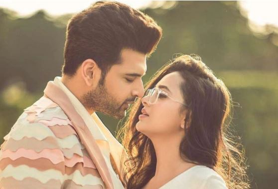 Believes a small glimpse as the truth - Photo Gallery