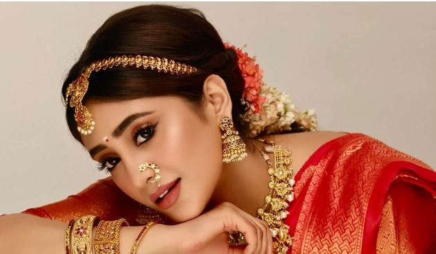 Shivangi Joshi - Photo Gallery