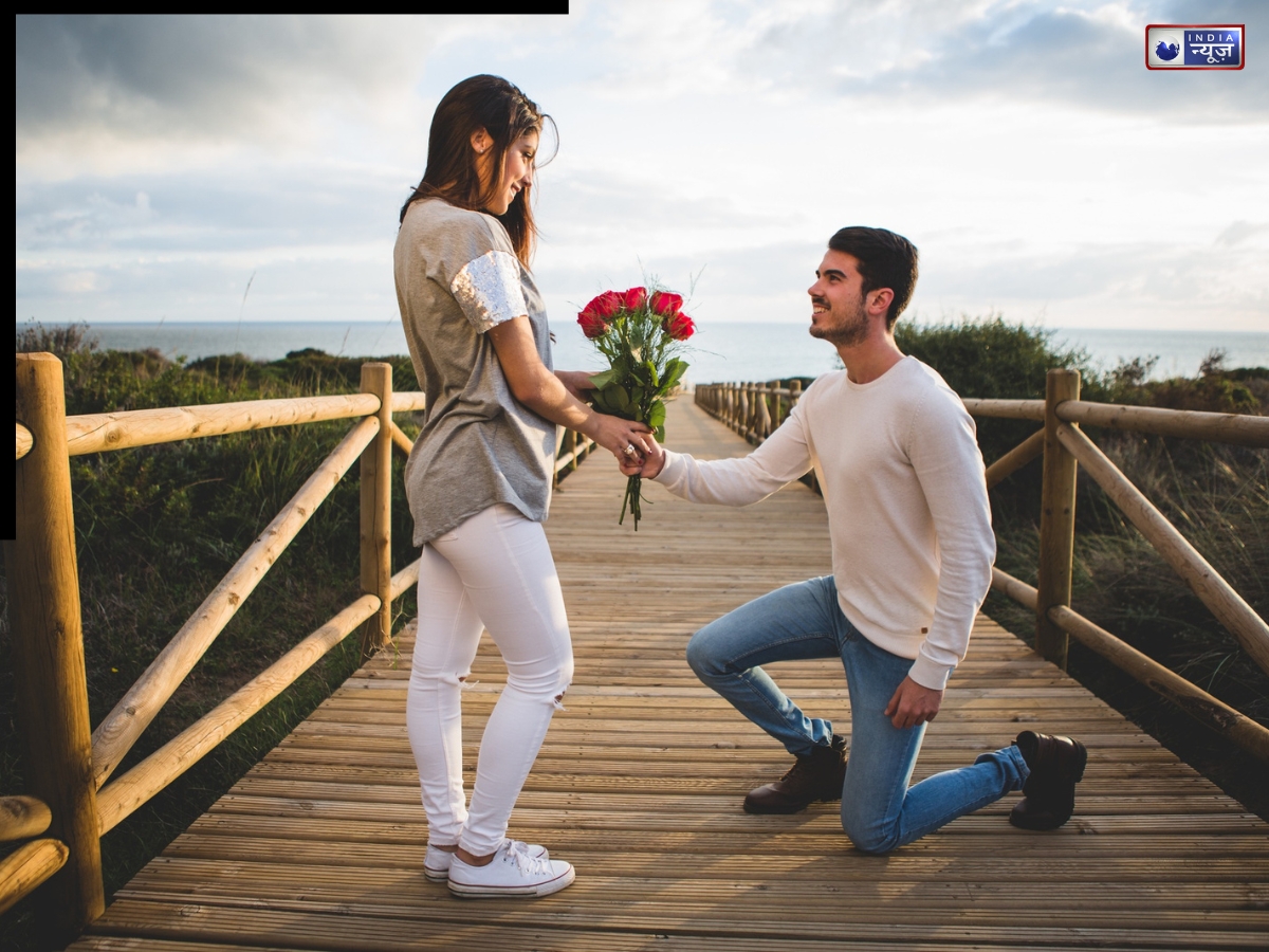 Do only new couples propose on this day? - Photo Gallery