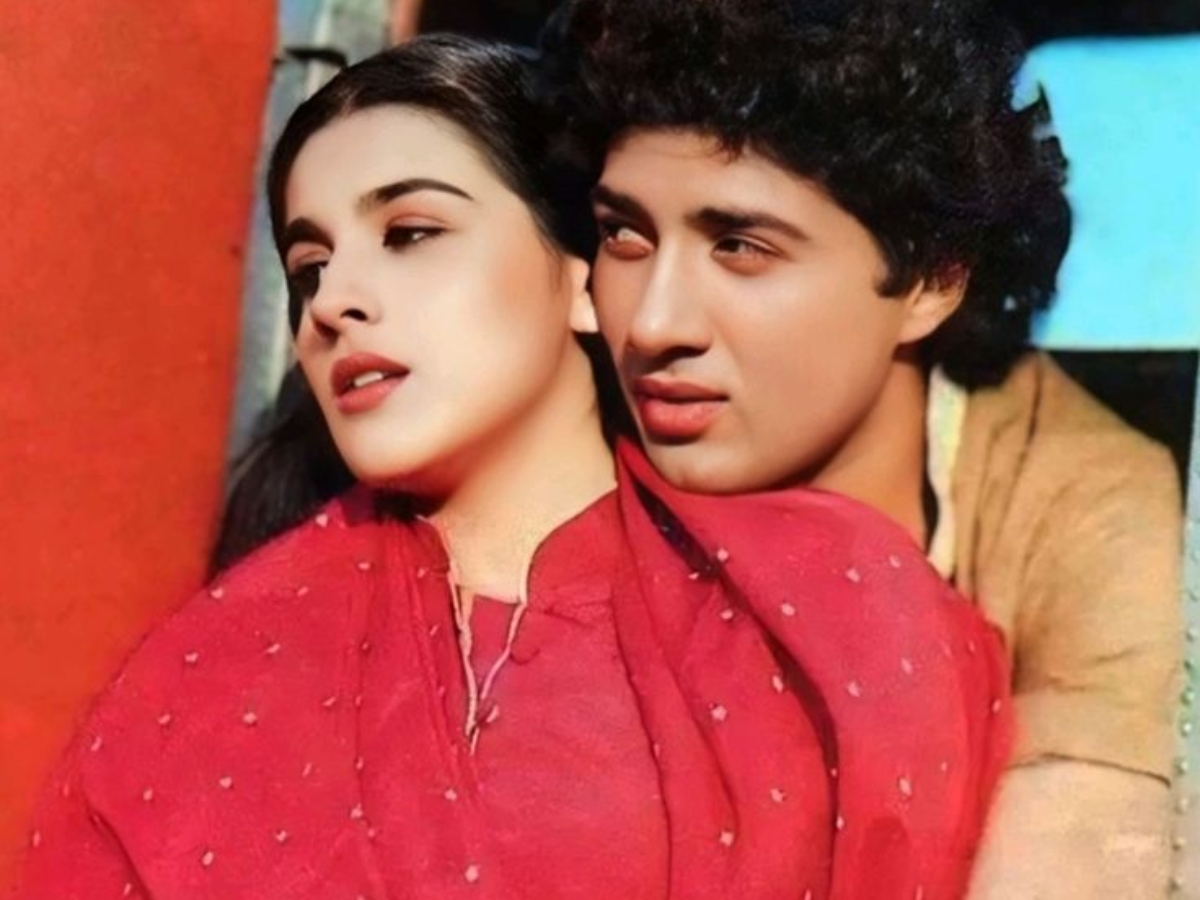 Amrita Singh and Sunny Deol - Photo Gallery