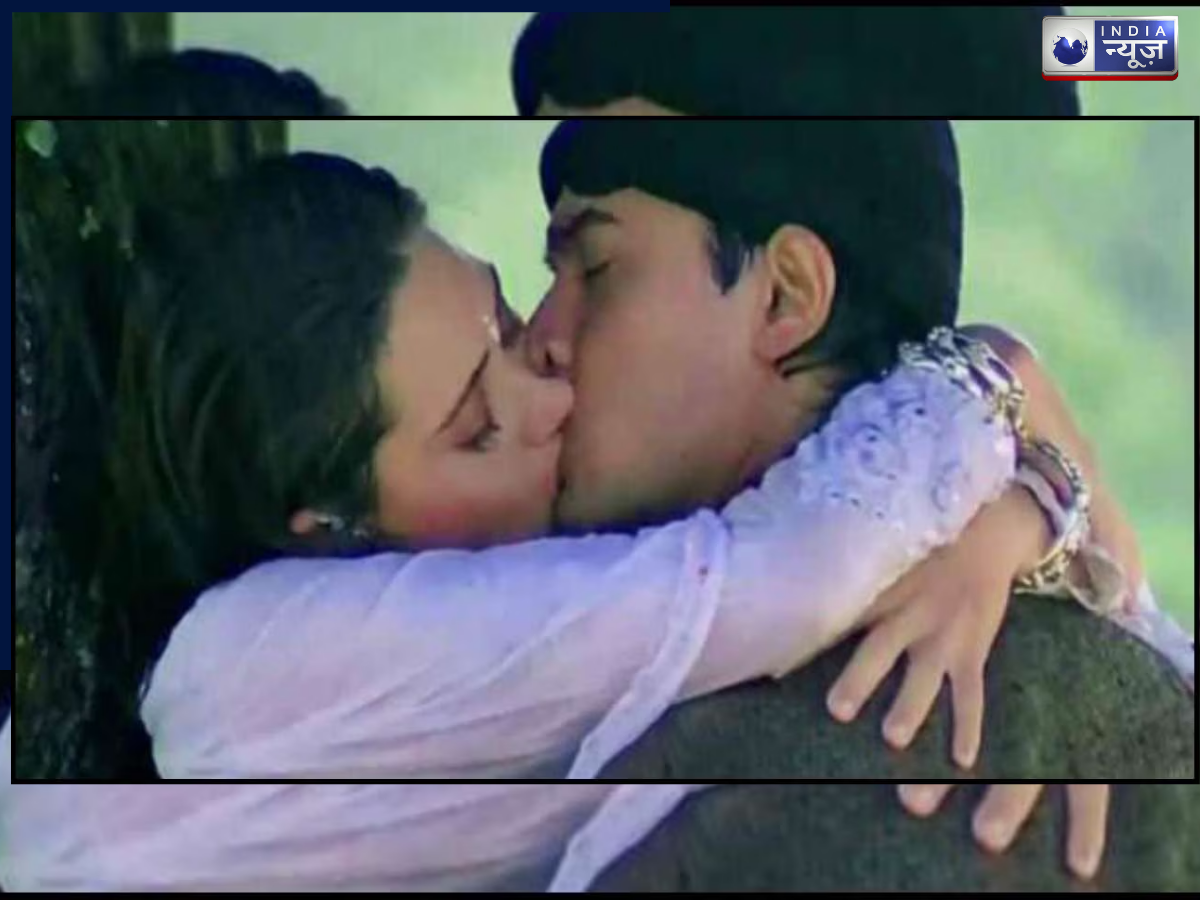 Aamir Khan and Karisma Kapoor - Photo Gallery