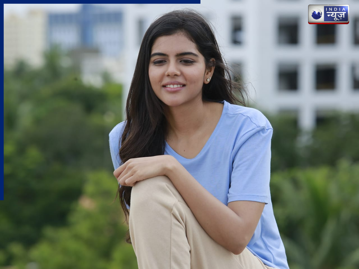 Kalyani Priyadarshan Parents and Birth - Photo Gallery