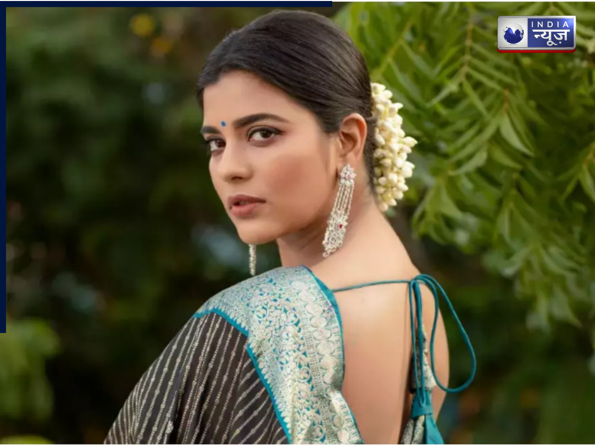 Aishwarya Rajesh Career - Photo Gallery