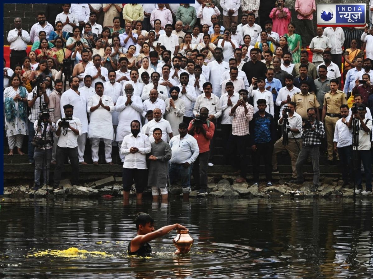 Slogans of "Ajit Pawar will live forever" were raised at Banganga pond. - Photo Gallery