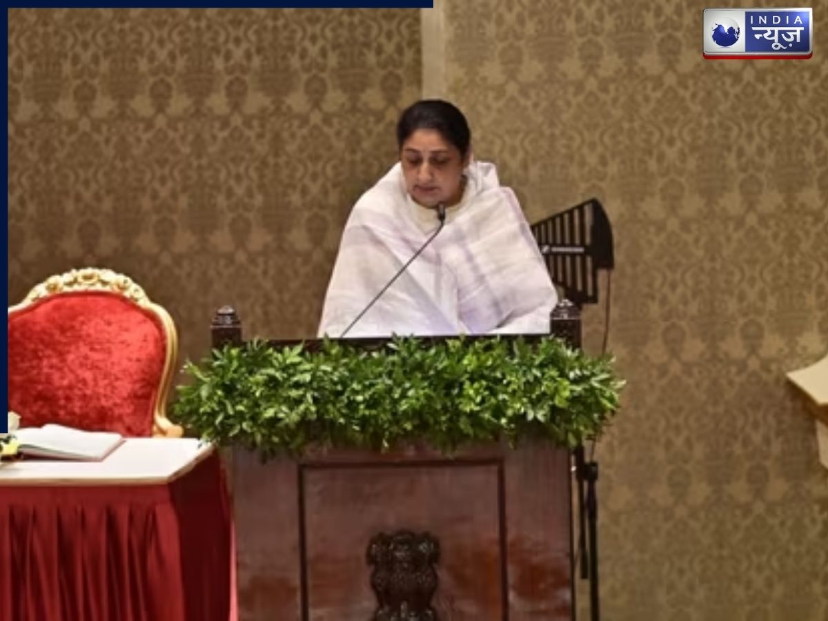 Ajit Power's wife Sunetra becomes Deputy Chief Minister of Maharashtra - Photo Gallery