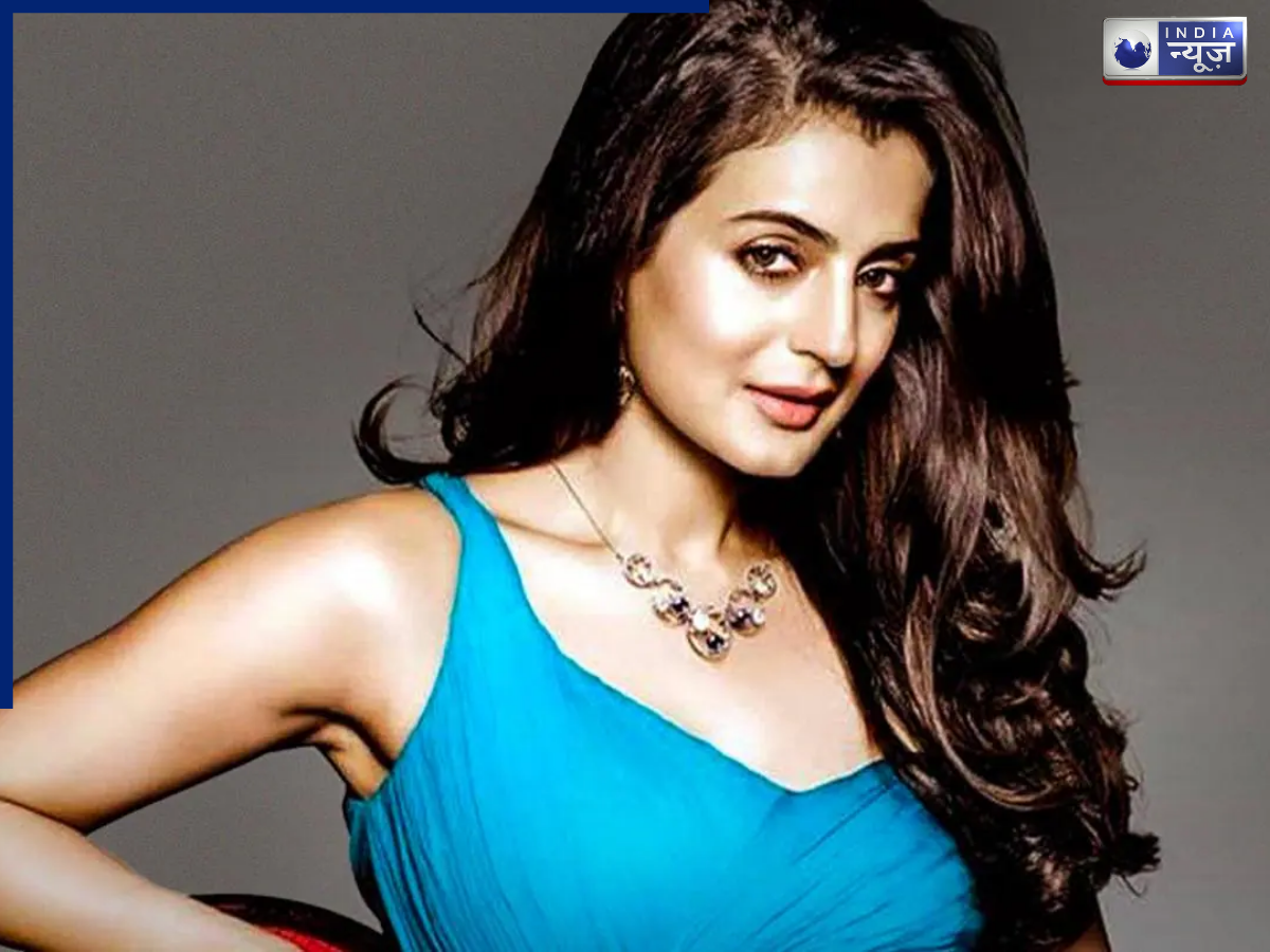 Ameesha Patel: राजपाल यादव के बाद चेक बाउंस मामले में फंसी अमीषा पटेल, पवन वर्मा पर लगाए ये  आरोप