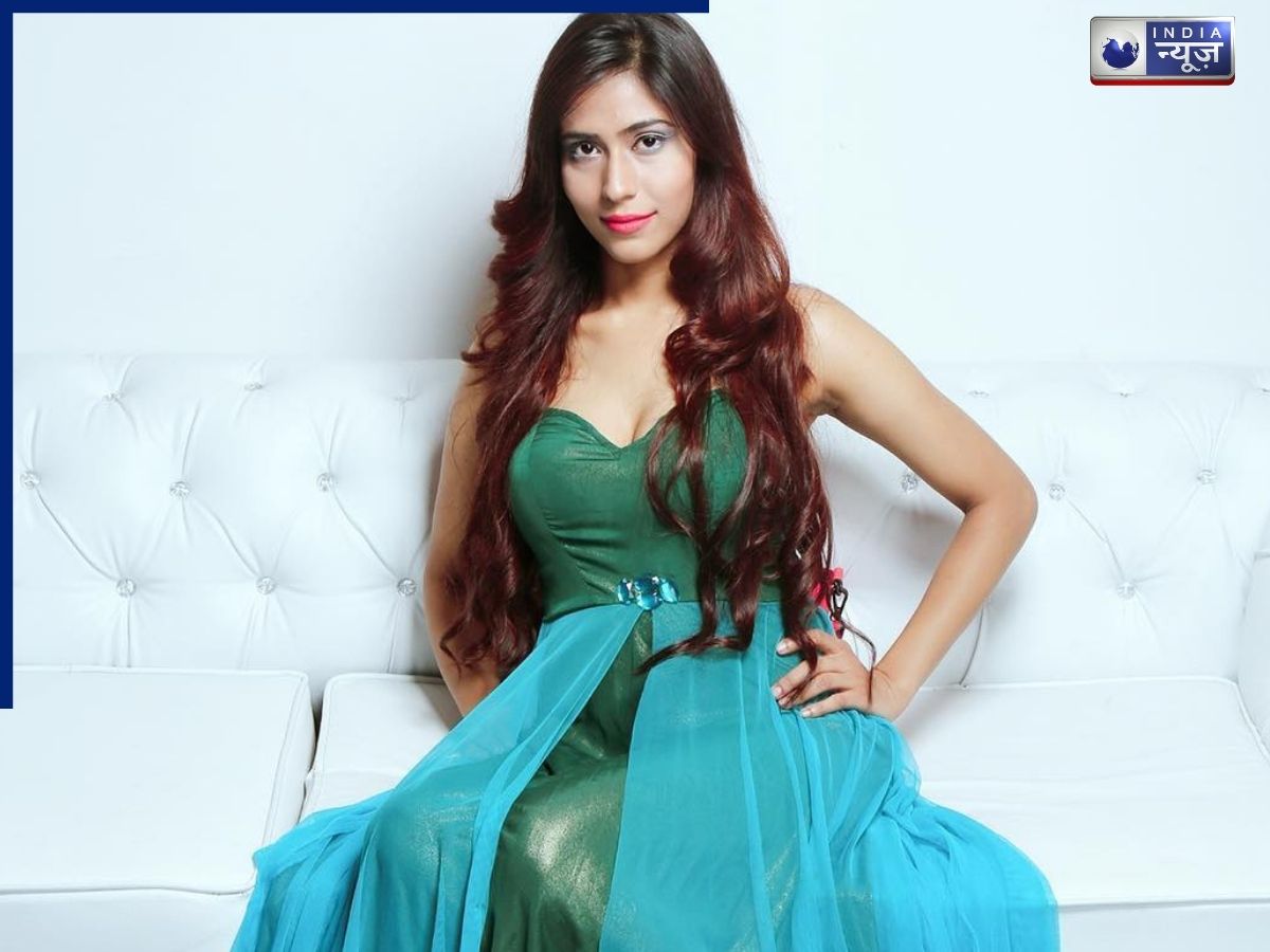 Who is Anjum Khan - Photo Gallery