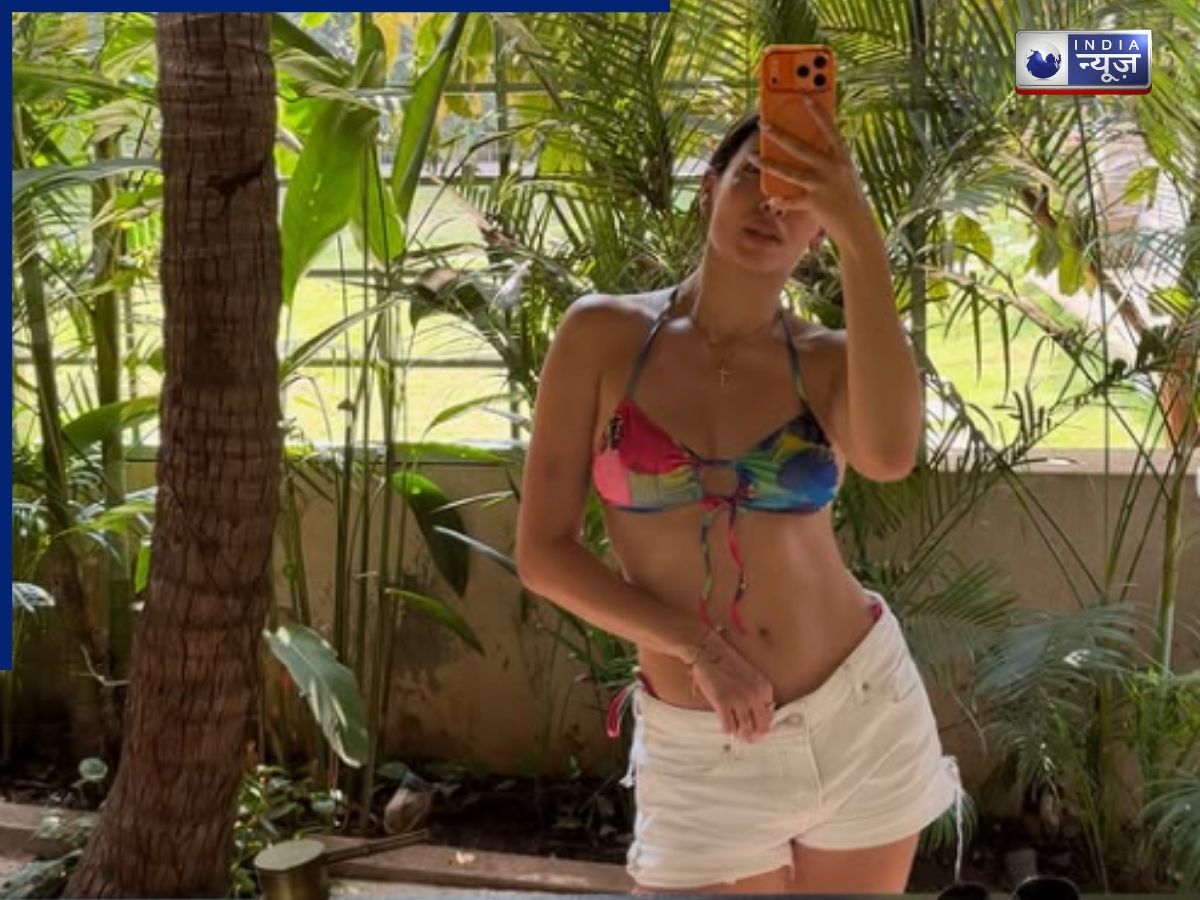 Mirror selfie discussion - Photo Gallery