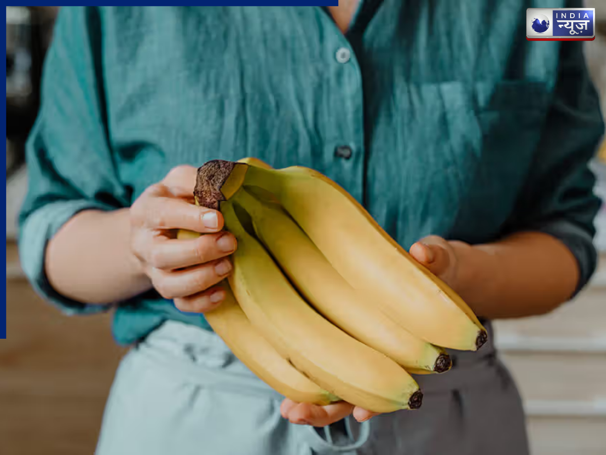 क्या सच में कब्ज के लिए फायदेमंद है केला? शरीर पर कैसे करता है काम और जानें इसके दूसरे फायदे?