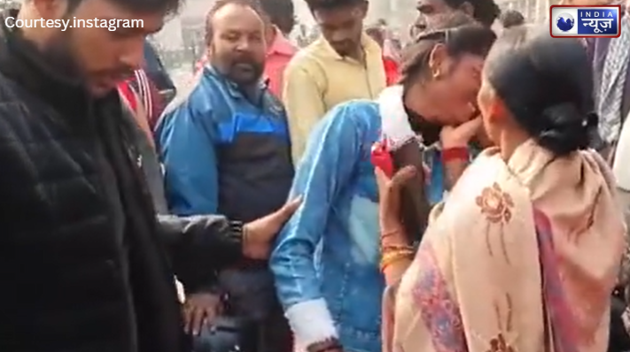 बेतिया में खौफनाक मोड़: क्या जाम ने निगल लिया छात्राओं का भविष्य? बीच सड़क फंसी किस्मत, देखें वीडियो!