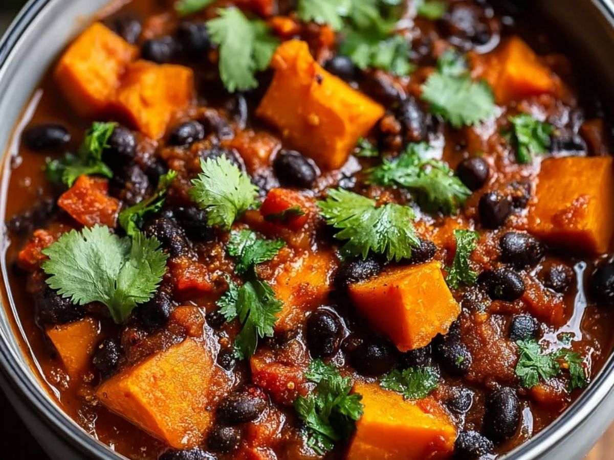 Black Bean and Sweet Potato Chili - Photo Gallery