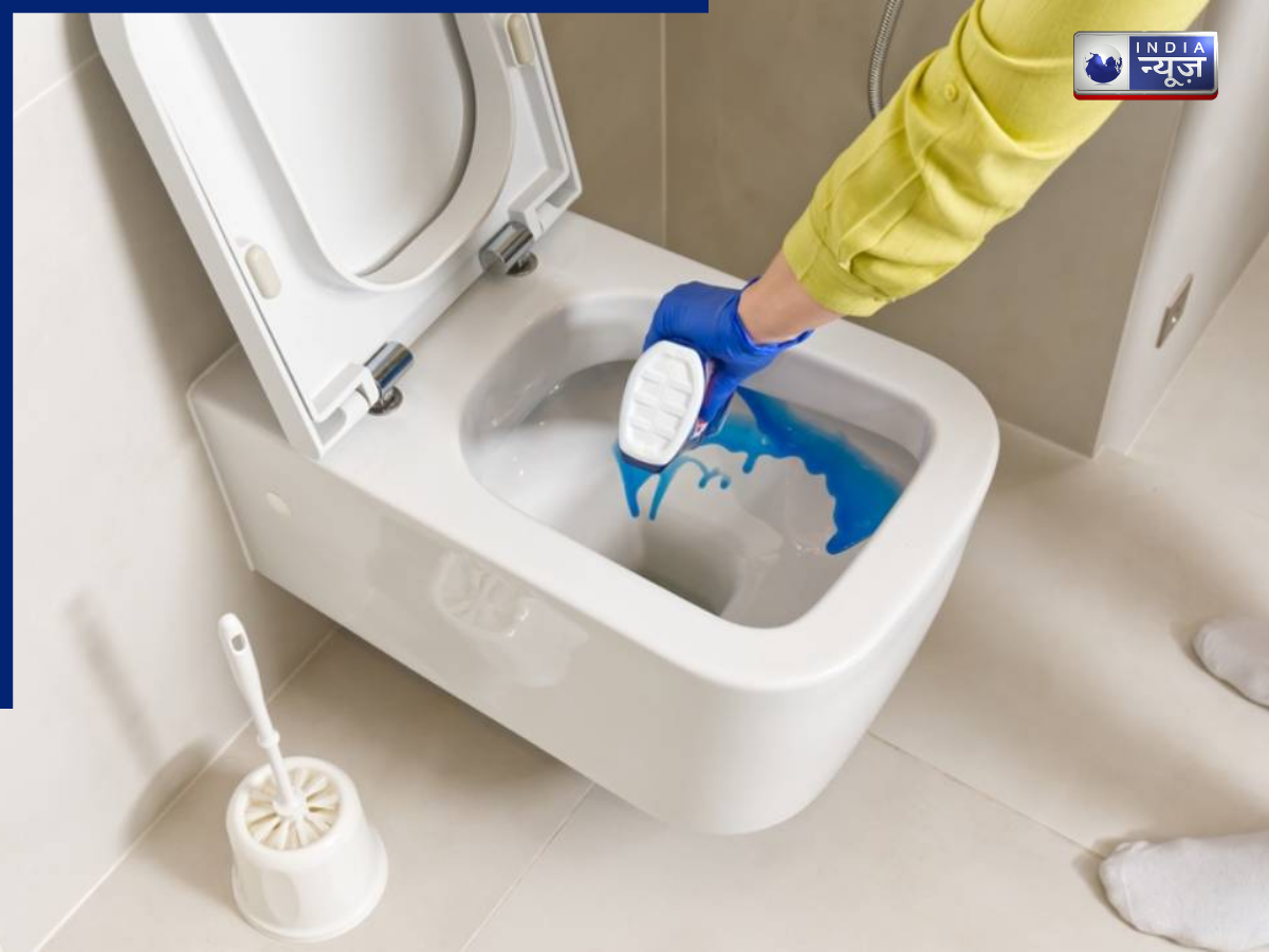 Clean Bathroom - Photo Gallery