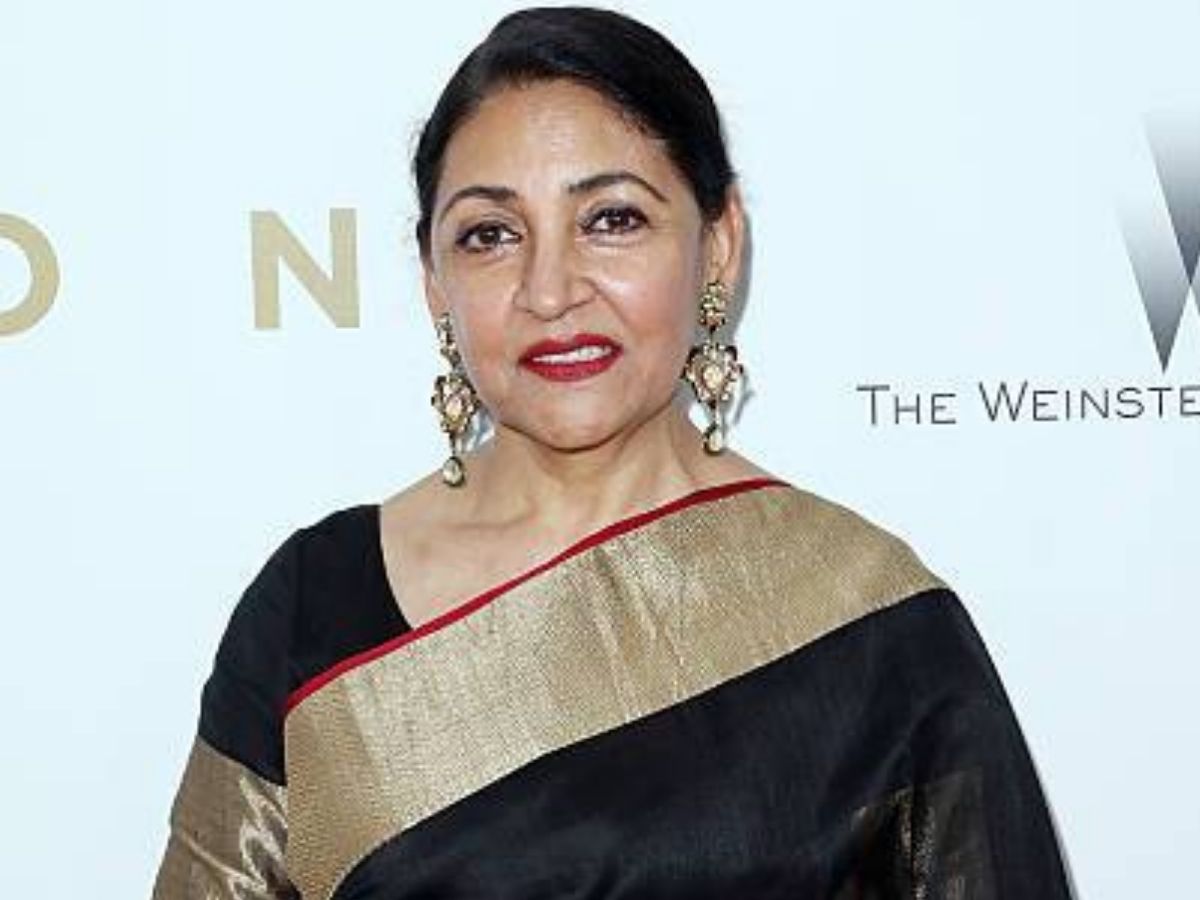 deepti naval hit films - Photo Gallery