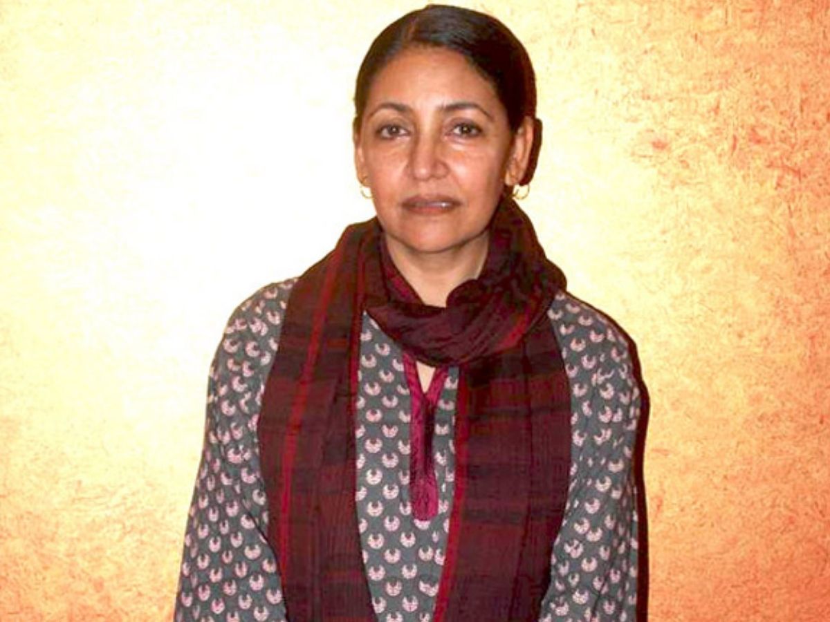 deepti naval - Photo Gallery