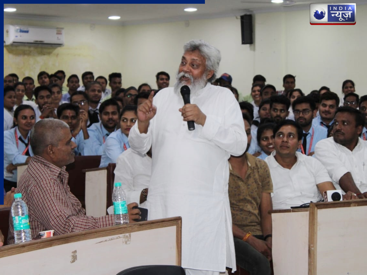 Water in dried up rivers - Photo Gallery