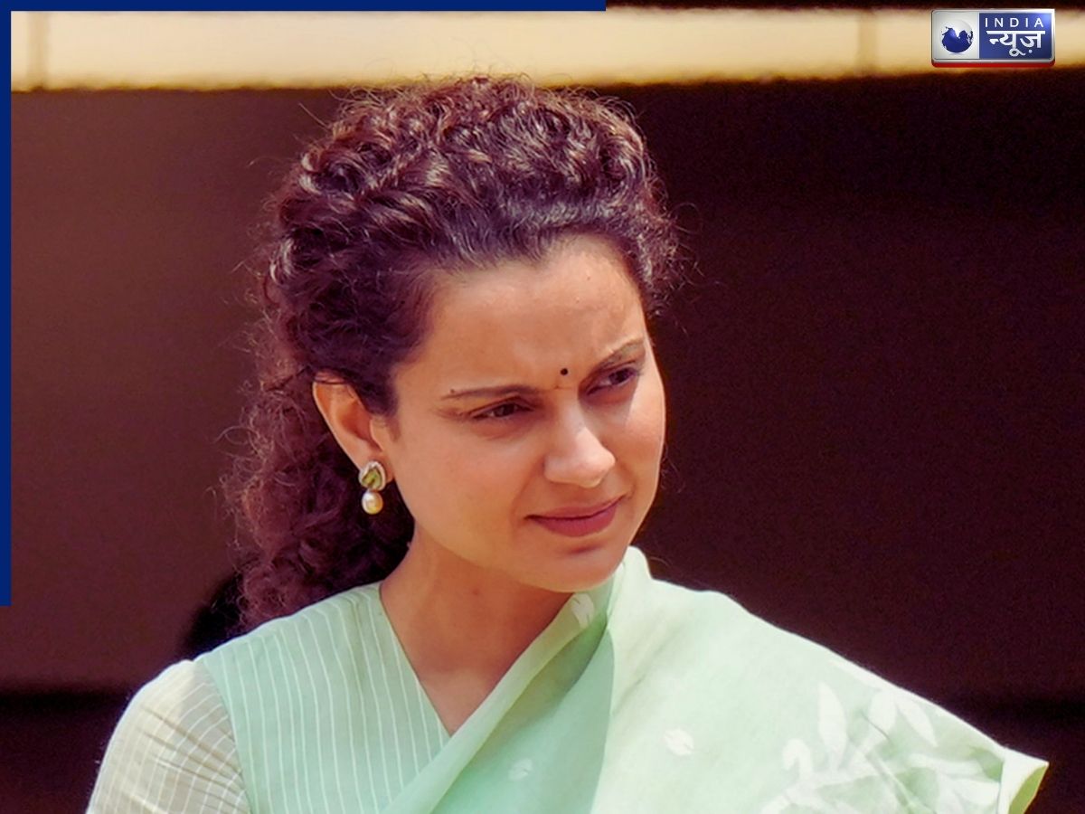 Kangana alleges physical abuse - Photo Gallery