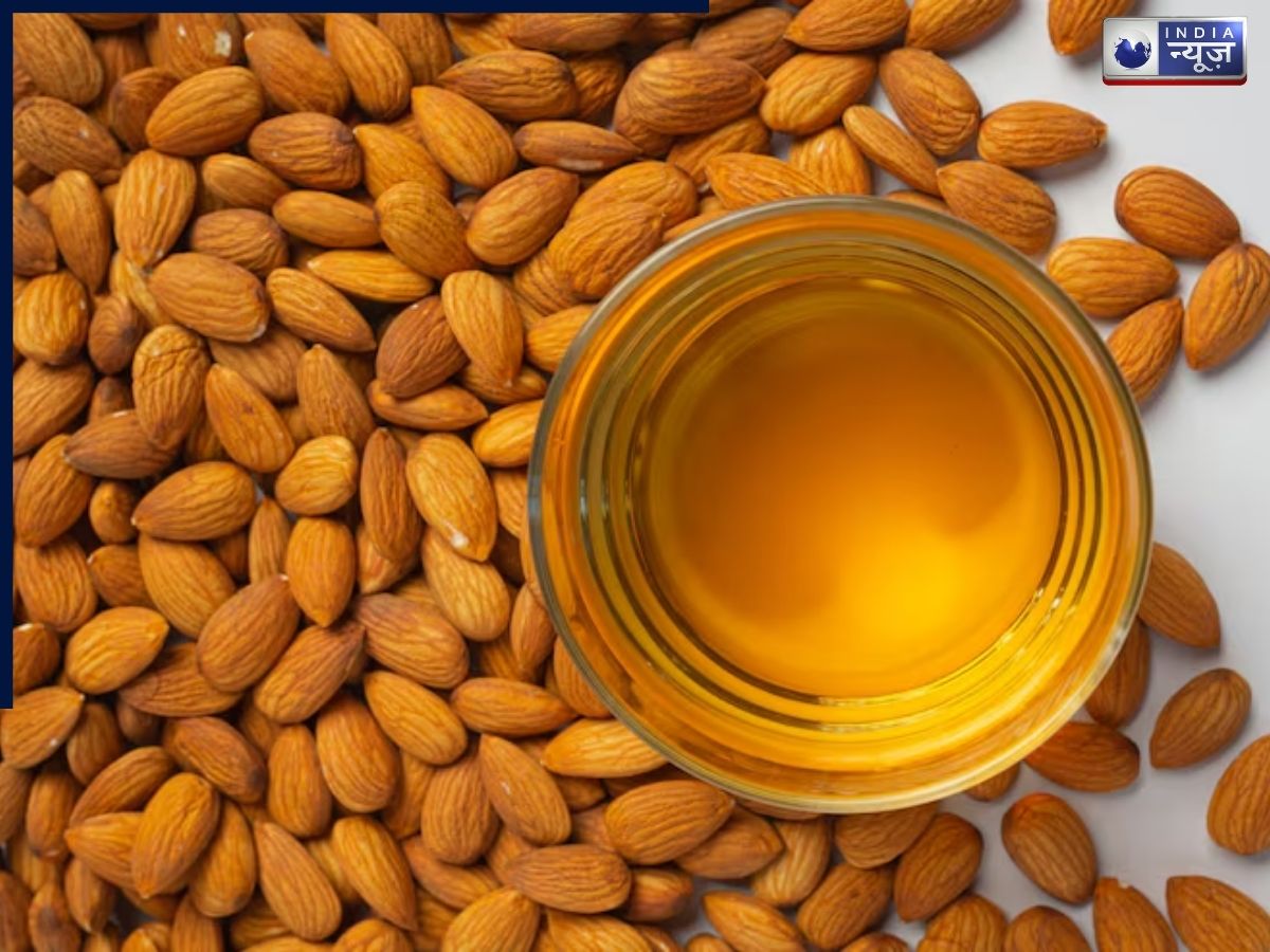 Almond oil is an excellent option for strengthening hair - Photo Gallery