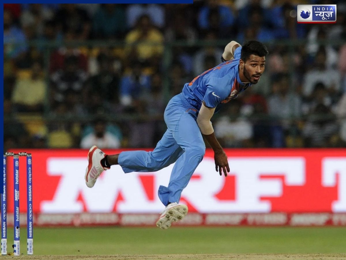 Hardik Pandya Last Over - Photo Gallery