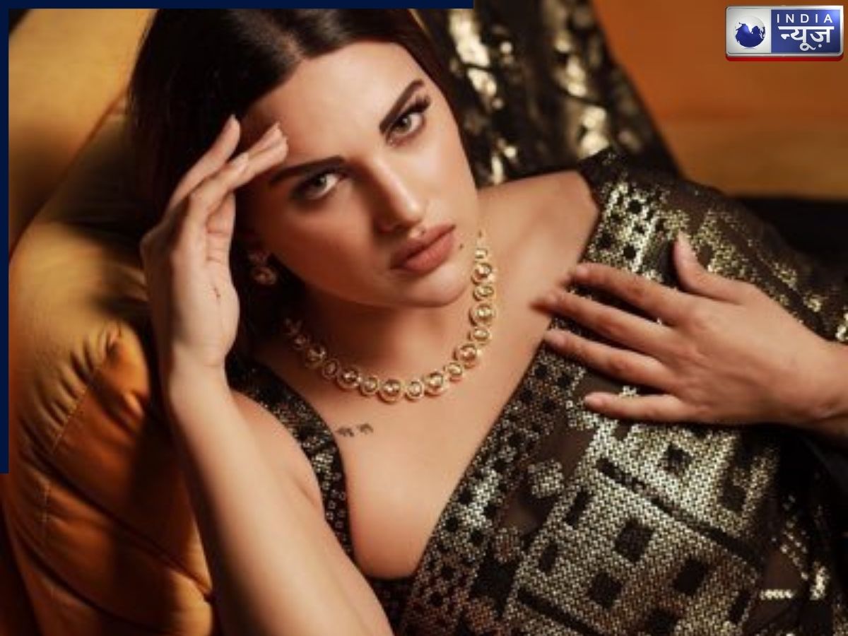 Gangster Zeeshan sent a threatening email to actress Himanshi Khurana. - Photo Gallery